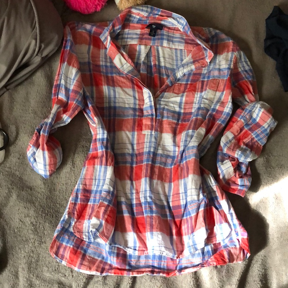 Gap plaid top